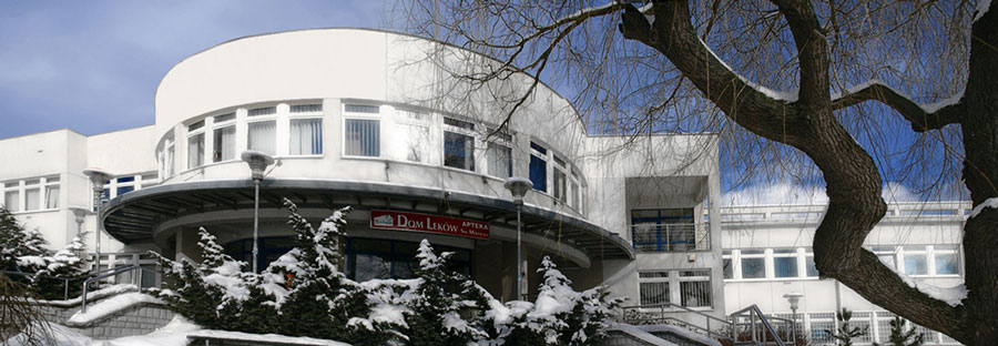 Przychodnia-i-komisariat-policji-Gdynia-Zrodlo-Mari